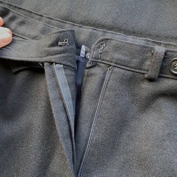 Evan Picone TRUE VINTAGE, US MADE Black Wool Blend A-Line Skirt - Picture 11 of 11